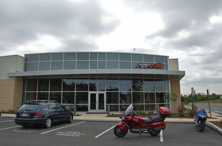 revzillaPhillytagshot_zps79627699